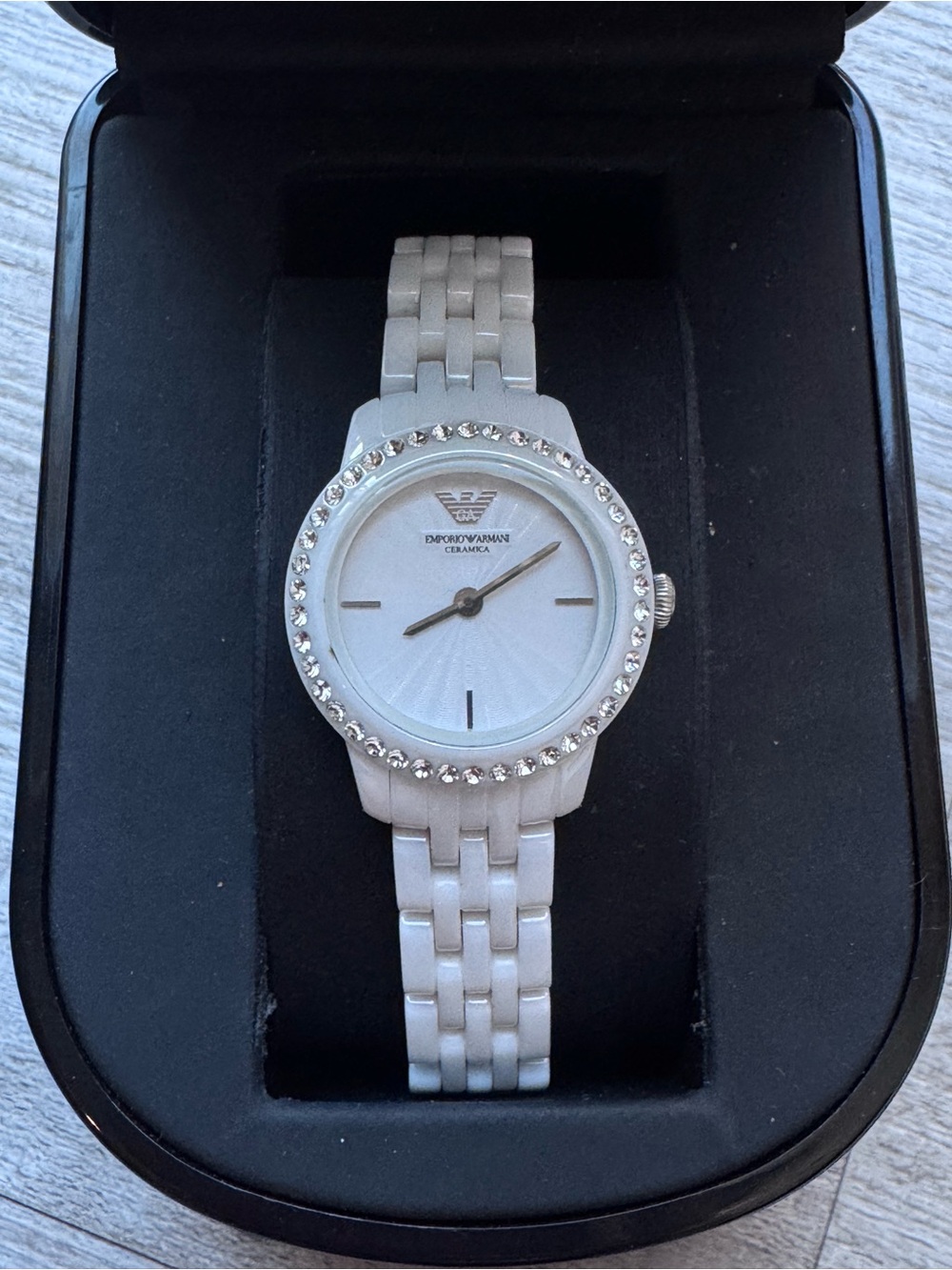 Emporio Armani AR1479 Ceramic White Ladies Watch With Crystal Bezel